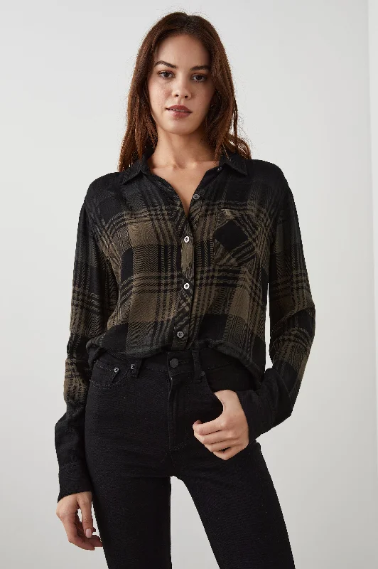 HUNTER SHIRT - OLIVE BLACK DIP DYE -- Basic T-Shirt Crew Neck Short Sleeve