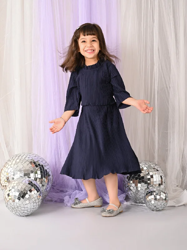 Solid Fit n Flare Back Tie-up Party Dress Lace Sexy Club