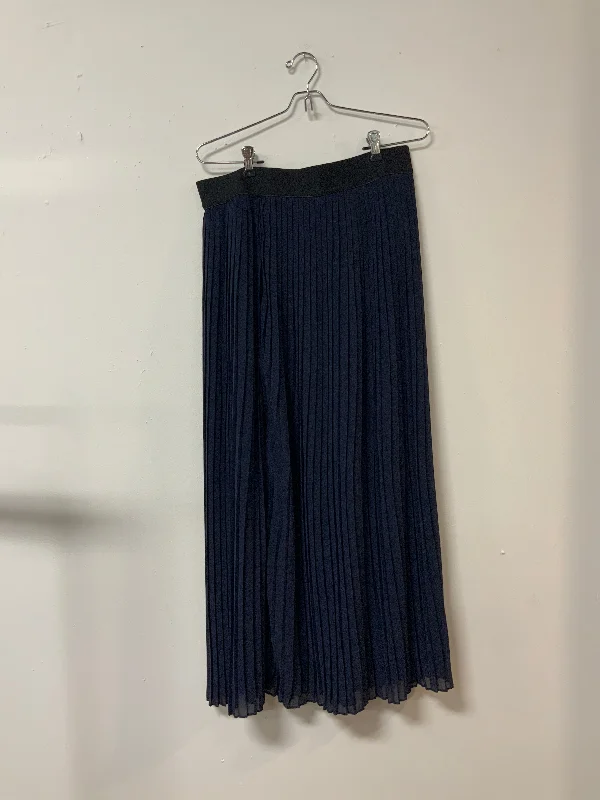 Zenana (XL) navy accord skirt NWT satin skirt smooth